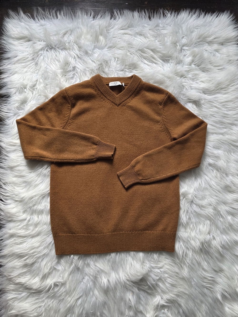 Women’s V-Neck Sweater in Caramel Brown by Unbranded